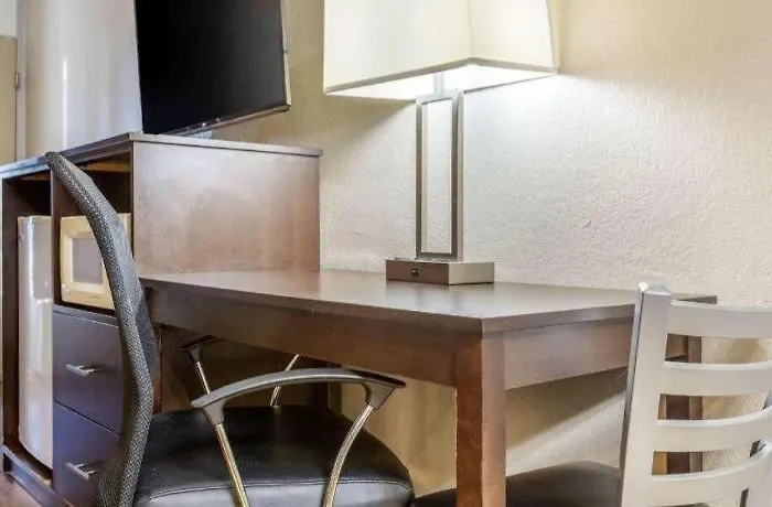 Hotel Econo