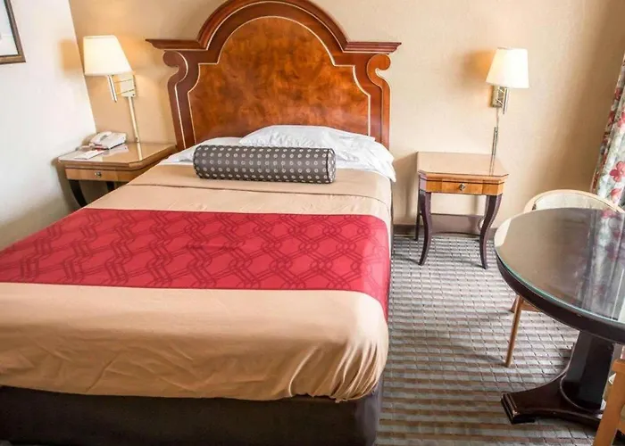 Hotel Econo